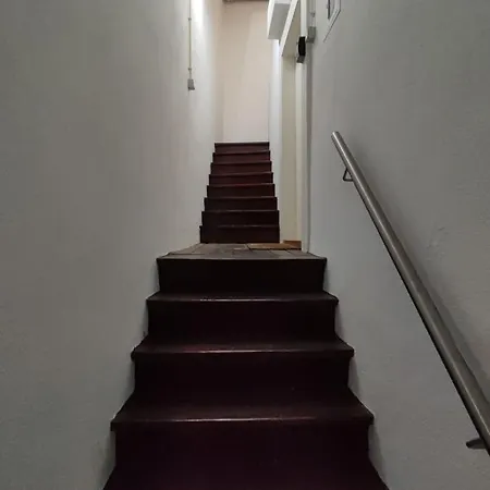 Fabulous T2 With Balcony In Rossio ליסבון