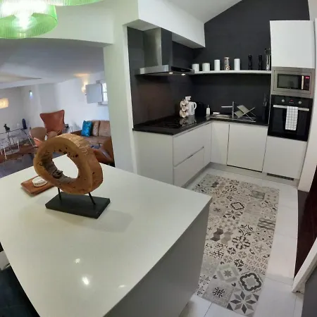 Appartamento Fabulous T2 With Balcony In Rossio