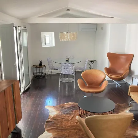 דירה Fabulous T2 With Balcony In Rossio *