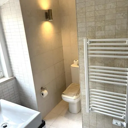 Fabulous T2 With Balcony In Rossio * Lisbona